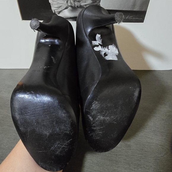 Nine West, black heels - Picture 6 of 8